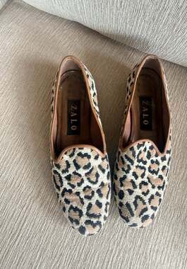 Zalo Women's Leopard Needlepoint Tapestry Loafers